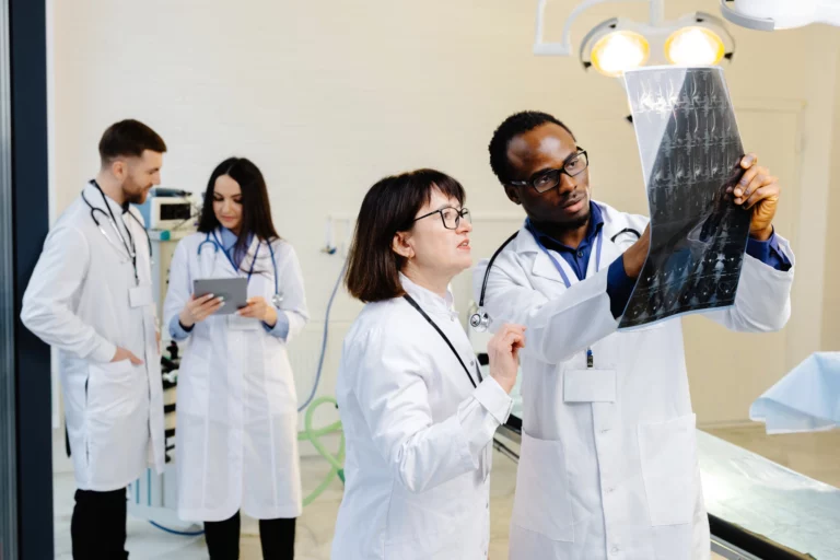 3 Tips for New Grads Looking for Their First Opportunity in Dentistry